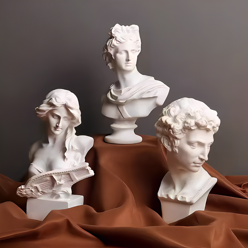 Esculturas Clássicas em Miniatura